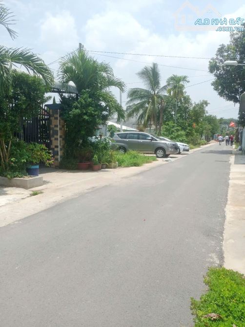 Gấp Bán 141m2 Đất Mặt Tiền Nhựa Thủ Dầu Một, Bình Dương_Sát Chợ Bến Thế!