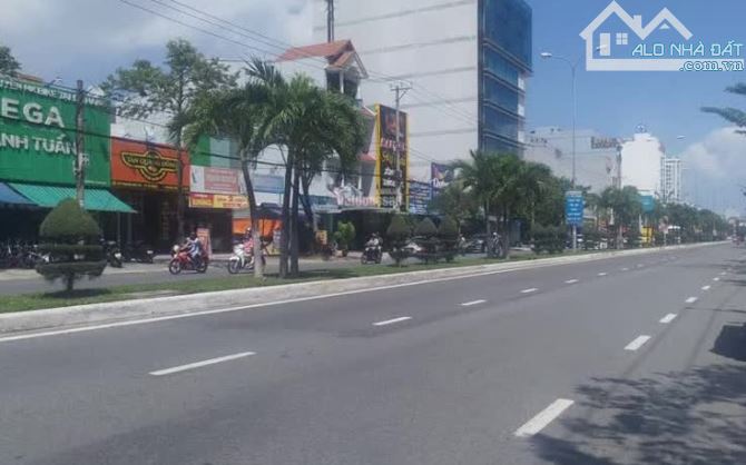 GIẢM 2 TỶ! BÁN ĐẤT 250M² - 32,95 TỶ - MT NGUYỄN HỮU THỌ - Q. HẢI CHÂU