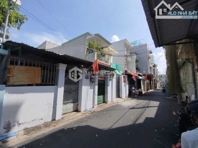 BÁN NHÀ CẤP 4 HƯỚNG ĐÔNG NAM KHU NỘI BỘ 137 HOÀNG VĂN THỤ. 75m2 THỔ CƯ_GIÁ 6,5 TỶ.