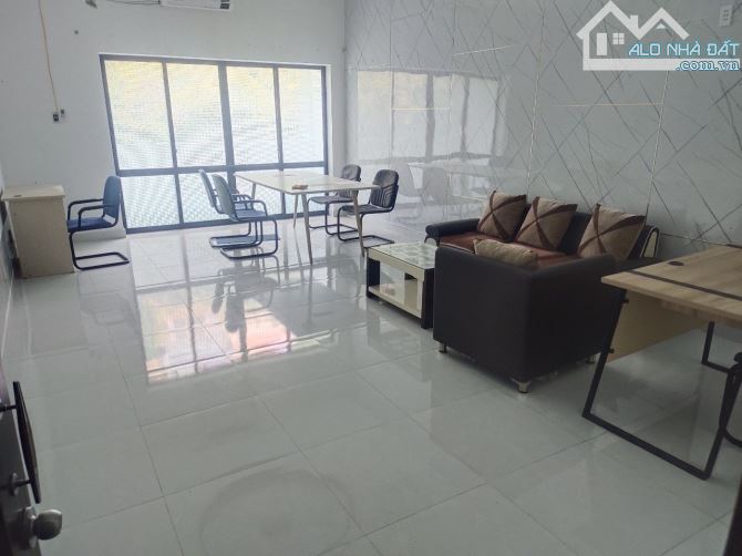 Cho Thuê Văn Phòng Đường Trân Quang Diệu P14 ,Quận 3 DT 50m2 giá 12 triệu /tháng