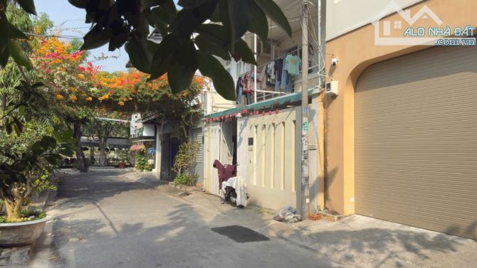 Bán Nhà 6x15m 1T 1L đường 81 Khu Tân Quy Đông Q7