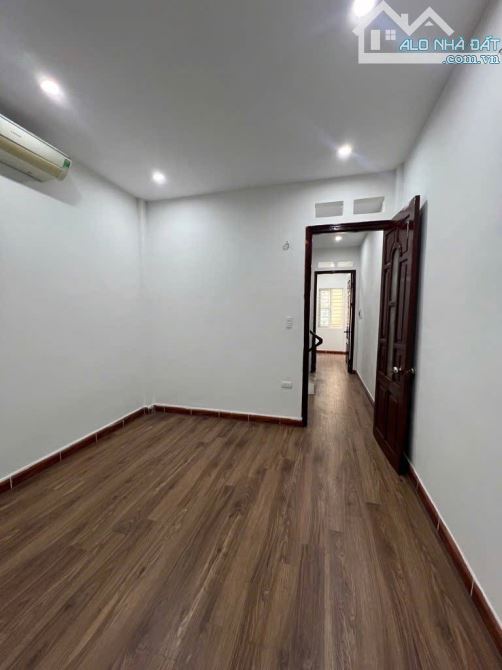 BÁN NHÀ NAM DƯ – QUẬN HOÀNG MAI – NHÀ ĐẸP Ở NGAY – NGÕ RỘNG THOÁNG SẠCH ĐẸP