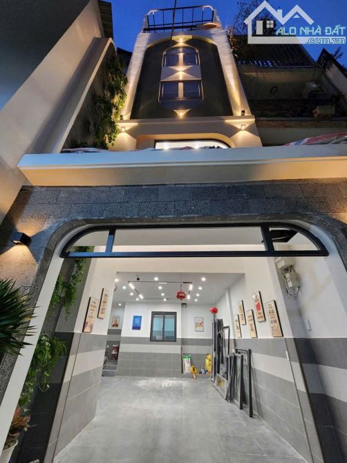 Bán Nhà Nở Hậu Siêu Đẹp,Cách Mặt Tiền Sư Vạn Hạnh 1 Căn, Gần Vạn Hạnh Mall - Giá Chỉ 17.5