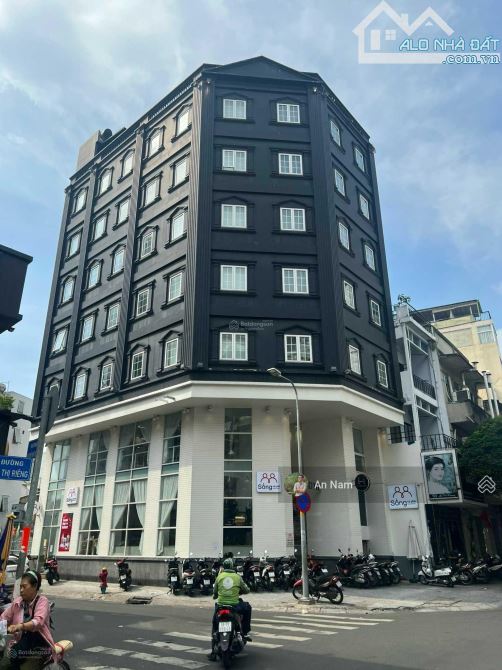 Tòa nhà 2 MT trung tâm Bùi Thị Xuân: (8 x 28m) hầm 7 tầng HĐT: 350tr/tháng giá chỉ 50 tỷ
