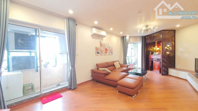 Bán căn hộ 3 ngủ, 165m2, slot ô tô chung cư M3M4 Nguyễn Chí Thanh,Đông Đa chỉ 12.5 tỷ