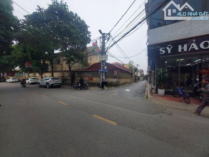 BÁN GẤP NHÀ_ THÔN NHUẾ_KIM CHUNG_ ĐÔNG ANH.NHÀ XÂY KIÊN CỐ HÀNG XÓM THÂN THIỆN NGÕ RỘNG Ô