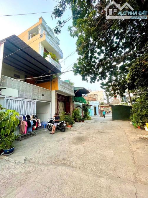 Lê Đức Thọ - 83m2- Hẻm xe hơi ngủ nhà- 2 tầng 3PN - Giá Chỉ 5 tỷ 3
