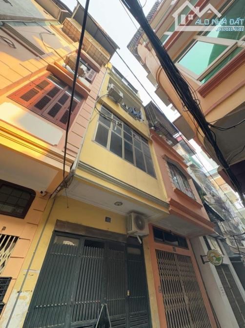 Bán nhà Thanh Nhàn 45m2, 4T phân lô oto đỗ cửa 30m ra phố, nhà dân xây. Giá 11.9 tỷ ctl