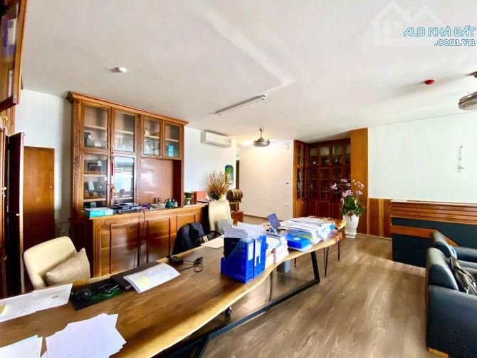 BÁN CĂN HỘ CHUNG CƯ M3-M4 NGUYỄN CHÍ THANH - 160M 3PN - SĐCC TẦNG CAO 2 BAN CÔNG Ở SƯỚNG