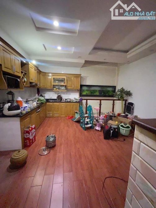Bán nhà Đấu Giá Kiến Hưng - Hà Đông, 🏘60m 4 tầng mặt tiền 5m, Vỉa hè Ô tô tránh, Kinh Doa