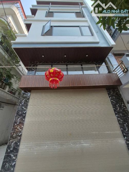Bán nhà Vĩnh Quỳnh Thanh Trì -gần trường quản lí cán bộ nông nghiệp DT 51m-6 tầng