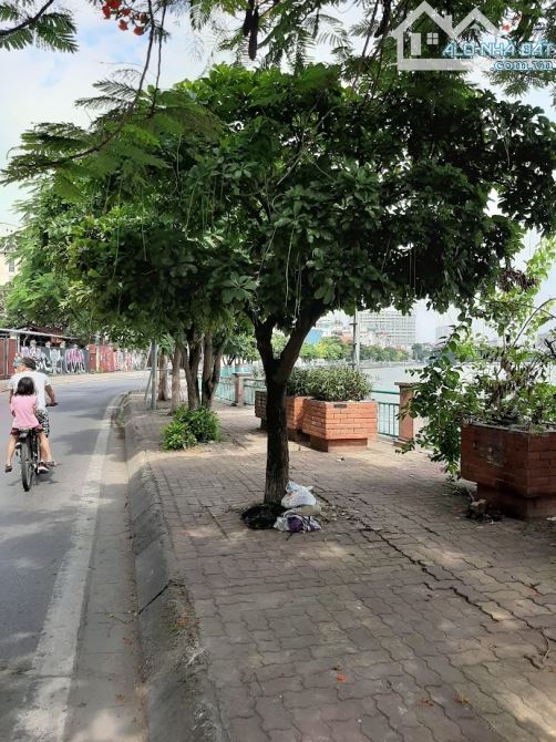 Siêu Hiếm Mặt phố Trích Sài Kinh Doanh Đỉnh 114m2, 5 tầng, mt 6.3m, 110 tỷ