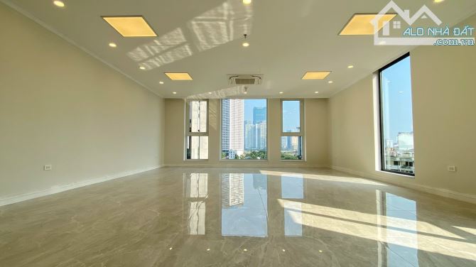 Cho thuê biệt thự tại KĐT Nam Cường – Hoàng Quốc Việt .DT : 250 * 4 Tầng.Lô góc.Thang maý - 10