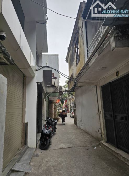GẤP - THÁI HÀ - BÁN ĐẤT TẶNG NHÀ- 48M2 - NGÕ THÔNG KINH DOANH - Ô TÔ TRÁNH 15M – KHU VỰC S - 1