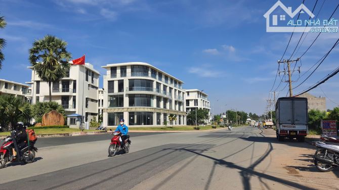 #BÁN_NHÀ 3 TẦNG SIÊU ĐẸP, FULL NỘI THẤT - SHR – Giảm 400tr, liền kề Villa Park 🏡 - 1