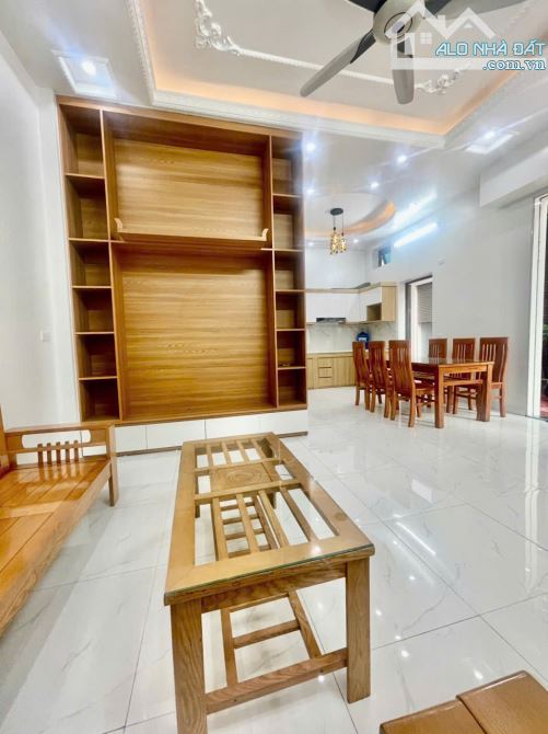 Bán nhà 3 tầng thiết kế hiện đại ngõ phố tự đông phường cẩm thượng, tp hải dương - 1