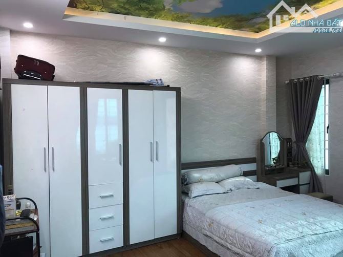 Bán nhà mặt phố Nguyễn Trãi, 30m2 x 5 tầng, 12 tỷ - 1