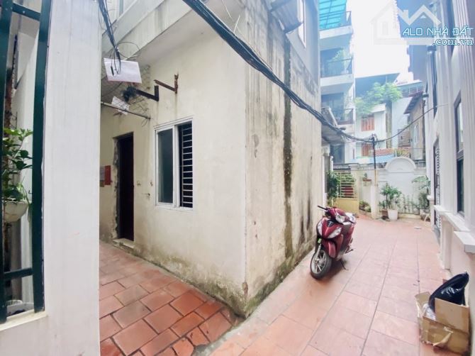 Bán Gấp 107m2 Đất - Thông Số Vàng Xây Nhà Dòng Tiền, CCMN - 2 Thoáng - 5 Bước Ô tô tránh - 1
