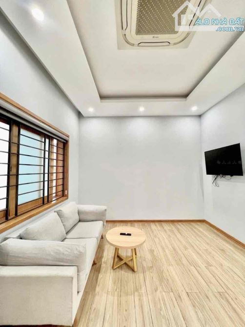 Cần bán Toà căn hộ đường Phạm Quang Ảnh. Gần cầu Rồng. DT 306m2 - 1