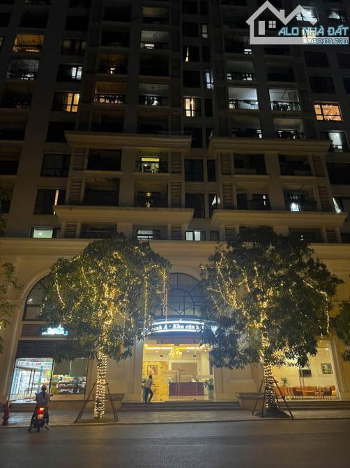 BÁN CĂN HỘ CAO CẤP- RoyalClty- 72 NGUYỄN TRÃI - THANH XUÂN. 113M2- GIÁ 15,8 TỶ. - 1
