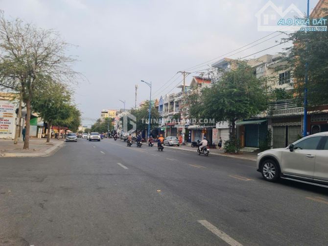 🏡 BÁN NHÀ VỊ TRÍ ĐẸP - NGUYỄN HỮU CẢNH, P. THẮNG NHẤT - KINH DOANH SẦM UẤT 🔥 - 1