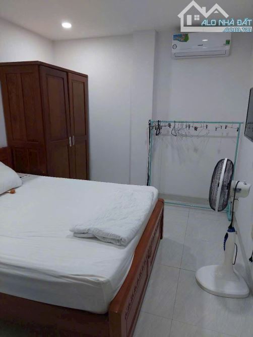 Bán gấp tòa căn hộ hà quang 2 thu nhập 50tr gía đầu tư - 1