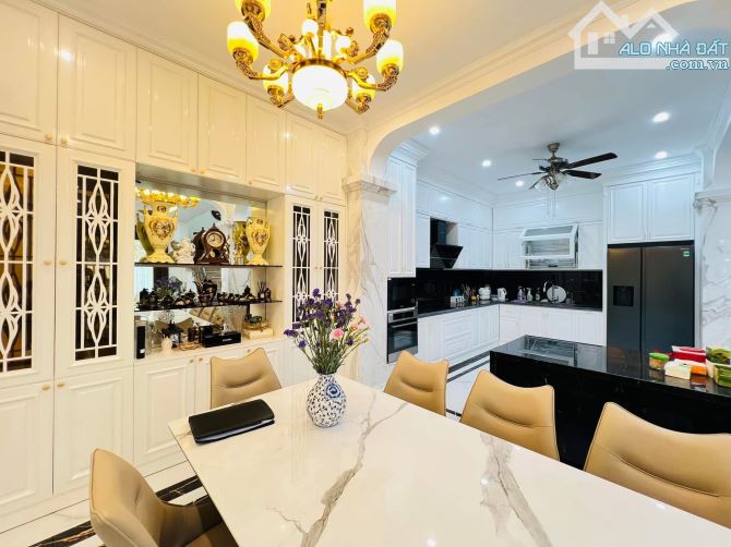 Bán nhà đường Nguyễn Trãi 50m2 nhà dân lô góc view siêu đẹp vị trí chỉ 20m ra Đường ô tô - 1