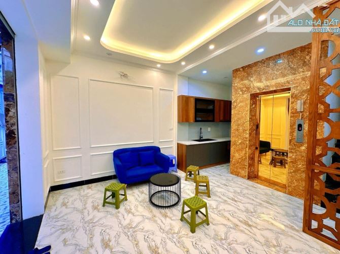 BÁN TÒA NHÀ BA ĐÌNH - HƠN 100M - 9 TẦNG - 27P FULL ĐỒ - Ô TÔ NGỦ - DÒNG TIỀN 200TR - VIP - 1