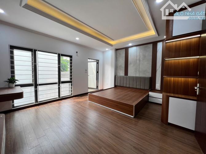 BÁN GẤP – NHÀ MỚI KHƯƠNG ĐÌNH – PHÂN LÔ – THANG MÁY – 6 TẦNG – 40M2 – HƠN 9 TỶ - 1
