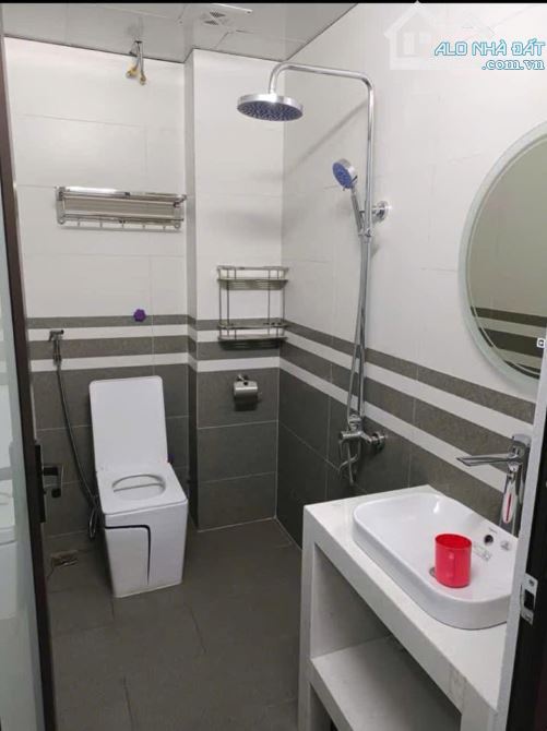 cần bán nhanh căn nhà 4 tầng ngõ  Bà Triệu - 2
