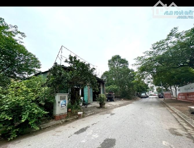 Nhỉnh hơn 40 Tỷ/ 308 M2/11.9 Mt/ Nguyễn Mậu Tài/ phân lô vỉa hè ô tô chánh - 2