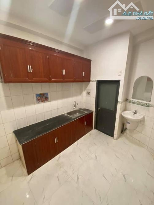 Bán nhà HẺM ÔTÔ 1/ Nguyễn Đình Chiểu Q.3, 3 tầng, tài lộc, nhỉnh 4 tỷ - 2