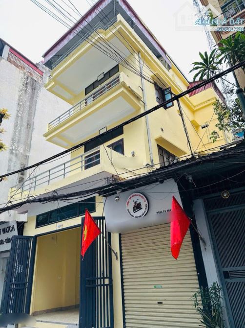 Cho thuê nhà Nguyễn Văn Huyên , Cầu Giấy Diện tích 75m 3.5 tầng - 2