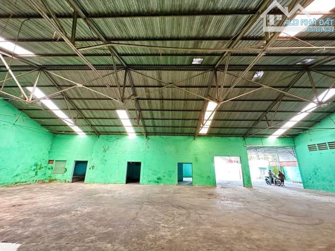 Bán nhà xưởng hơn 2000m2 full SKC Thạnh Phú, Vĩnh Cửu, Đồng Nai, giá 15 tỷ - 2