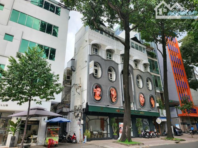 Mặt tiền Phan Đình Phùng, Quận Phú Nhuận 9x16m nở hậu - HĐT 151,86 triệu - 38.5 tỷ - 2