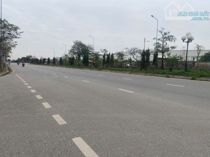 Siêu phẩm Lạc Nông 115.5m2 full thổ cư. Đường rộng ô tô 7 chỗ đỗ cửa - 2