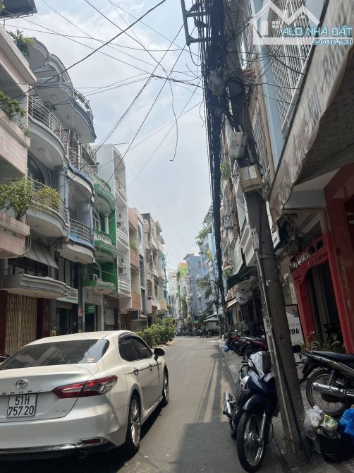 "Bán nhà hẻm xe hơi Trường Sa, Q.Phú  Nhuận, 4 tầng, 7PN, 53M2, TN 540tr/năm, 10.6 Tỷ - 2