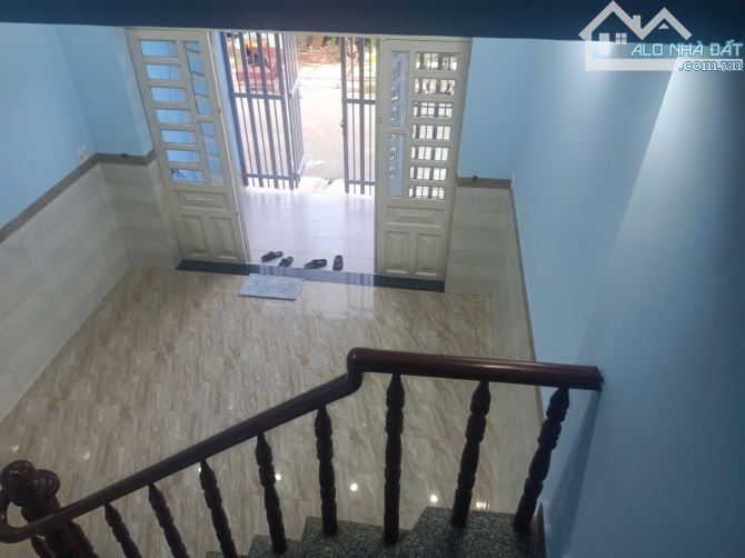 Bán nhà 3 tầng  Gò Cát - 52m2 - Hẻm 6m- Hoàn công đủ - 4.25 tỷ - 2