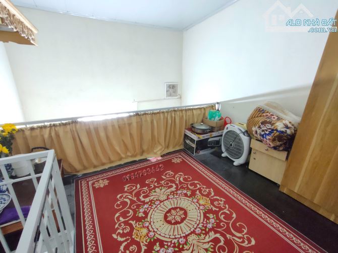 Bán nhà Kim Ngưu-Hai Bà Trưng, 25m2, 1 tầng 1 lửng, đẹp thoáng, đủ nội thất. Giá 1,5 tỷ - 2