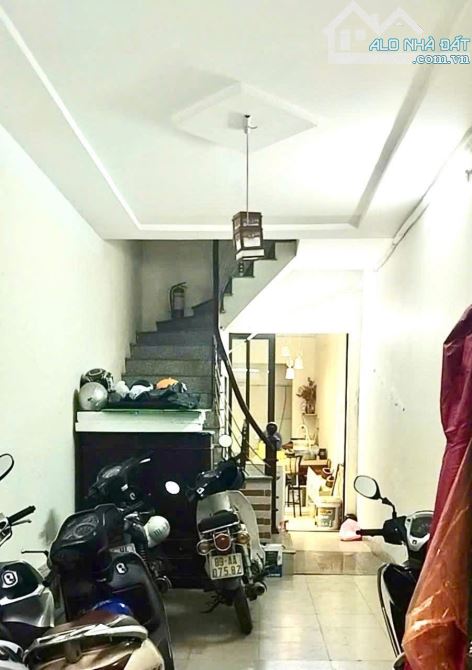 Bán nhà Thanh Nhàn 45m2, 4T phân lô oto đỗ cửa 30m ra phố, nhà dân xây. Giá 11.9 tỷ ctl - 2