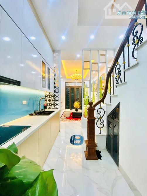 Bán nhà đẹp như khách sạn 5 sao, full nội thất, phố Quan Thổ 1, Đống Đa, chỉ 5.79 tỷ - 2