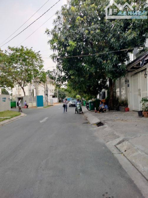 Bán Biệt thự DT( 7m x 20m)~ 140m2, Khu Village Mỹ Mỹ , Nguyễn Hoàng, Q2 (TP Thủ Đúc) - 5