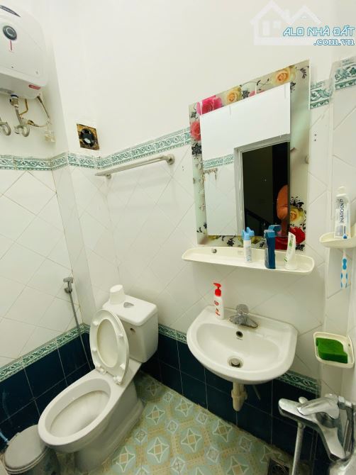 GIẢM CHÀO 50OTR. NHÀ TÂN MAI - TRƯƠNG ĐỊNH 4 TẦNG 3 NGỦ 22M2 NGÕ TO NHƯ PHỐ, CHỈ 3 TỶ 8 - 3