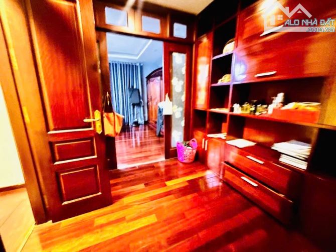 NHÀ BỒ ĐỀ - THANG MÁY Ngõ thông - 3