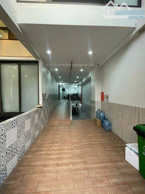 Tòa CHDV Lê Đức Thọ 7.3m x 17m,có hầm, thang máy,PCCC đầy đủ,26 phòng thu nhập 130tr/th - 3