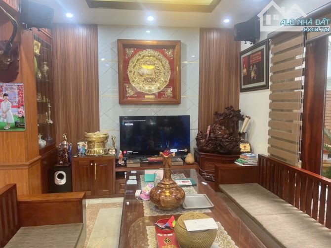 Bán Biệt Thự Sát đường Sa Đôi phường Đại Mỗ 165m, 10m Mặt tiền, Nhỉnh 30 tỷ - 3