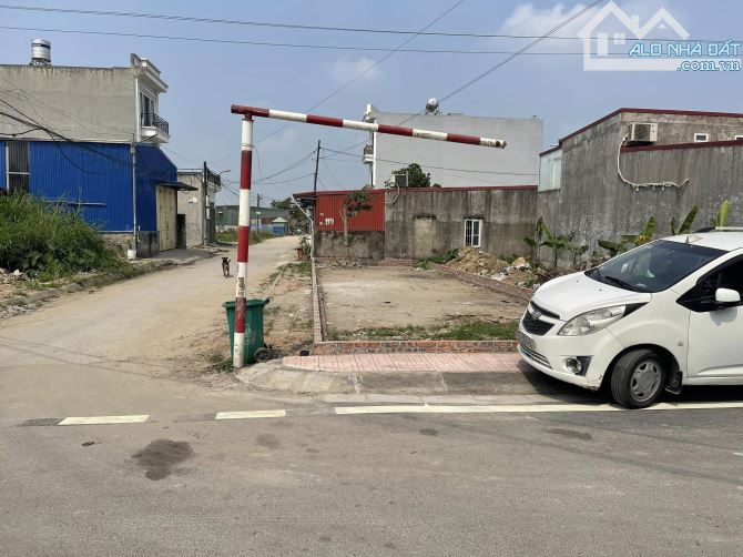 Ms Linh - Lô góc trục chính Văn Cú, An Đồng, An Dương kinh doanh buôn bán tốt giá 3,2 tỷ - 3