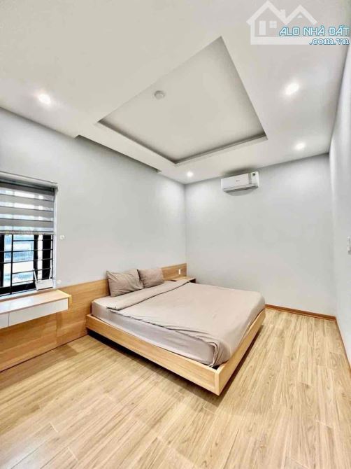 Cần bán Toà căn hộ đường Phạm Quang Ảnh. Gần cầu Rồng. DT 306m2 - 3