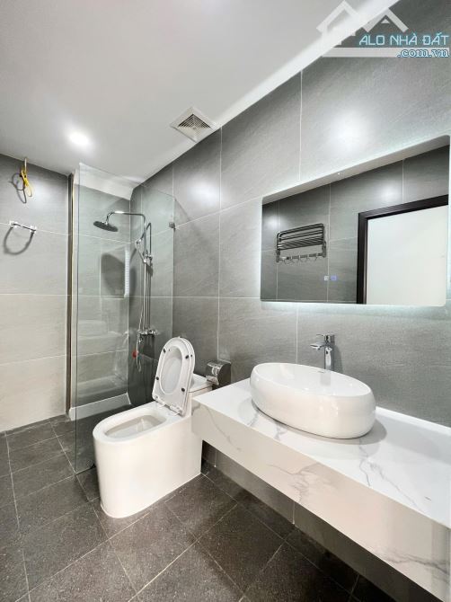 BÁN GẤP – NHÀ MỚI KHƯƠNG ĐÌNH – PHÂN LÔ – THANG MÁY – 6 TẦNG – 40M2 – HƠN 9 TỶ - 3