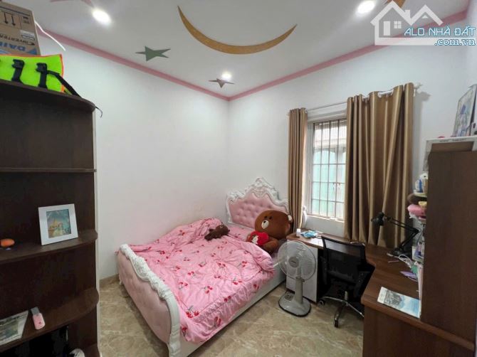 Nhà mặt tiền đường 24m đối diện cổng trường học. Khu đấu giá Tân Phong, kinh doanh tốt - 4